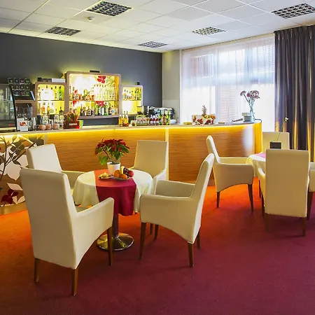 Отель Wellness 4*